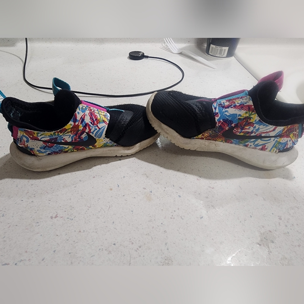 Nike toddler shoes